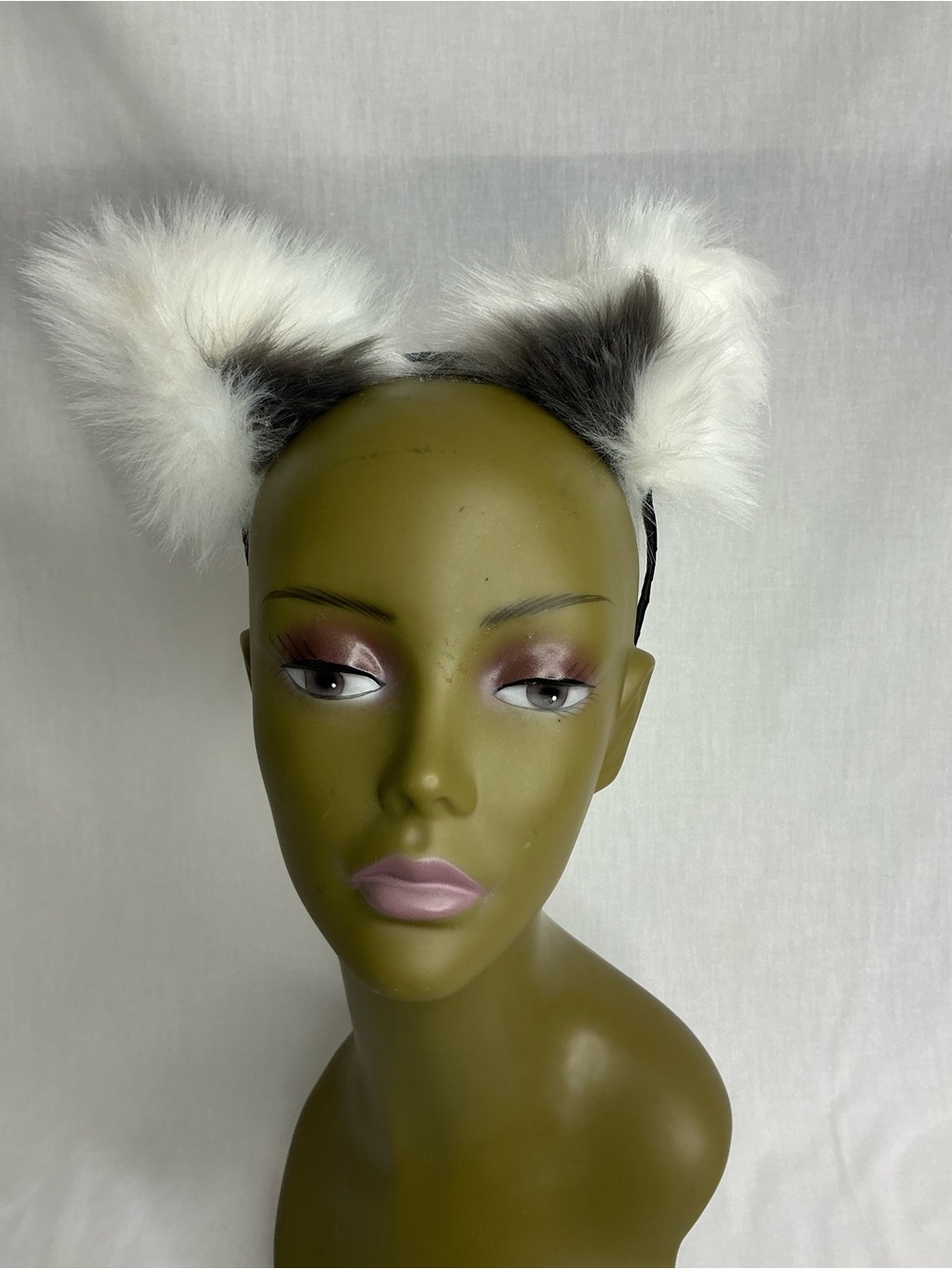 2286 - White & Gray Faux Fur Cat Ear Headband